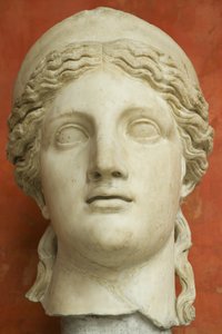 Vrouw met een diadeem, Romeinse keizertijd (30 v.Chr.-500 n.Chr.)